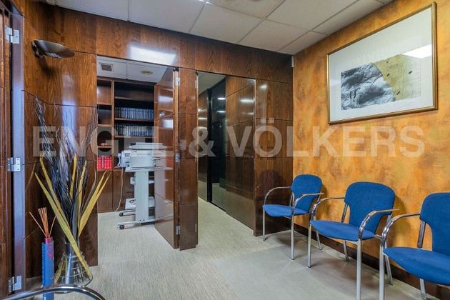Foto 1 de Oficina en venda a La Maternitat i Sant Ramon amb aire acondicionat
