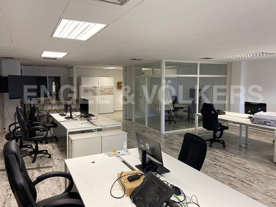 Foto 2 de Oficina en venda a Vila de Gràcia amb aire acondicionat
