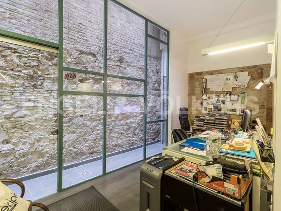 Foto 1 de Oficina en venda a El Raval de 149 m²