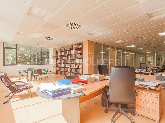 Foto 2 de Oficina en venda a Coll Favà - Can Magí de 215 m²
