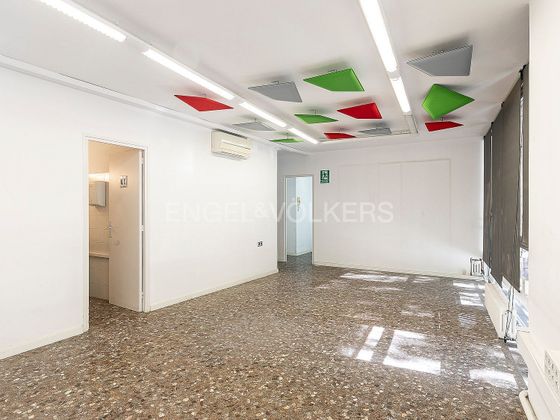 Foto 2 de Alquiler de oficina en Sant Pere, Santa Caterina i la Ribera con aire acondicionado y calefacción