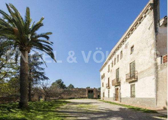 Foto 2 de Edifici en venda a Castellbisbal de 1300 m²