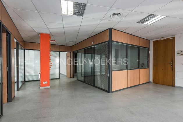 Foto 2 de Alquiler de oficina en Nou Eixample Sud con aire acondicionado y calefacción