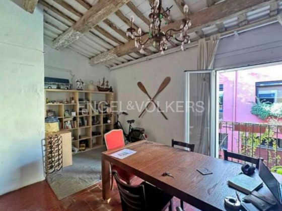 Foto 1 de Edifici en venda a Sant Andreu de Palomar de 408 m²