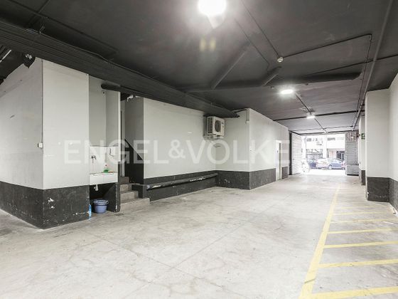 Foto 2 de Local en venda a La Nova Esquerra de l'Eixample de 1076 m²