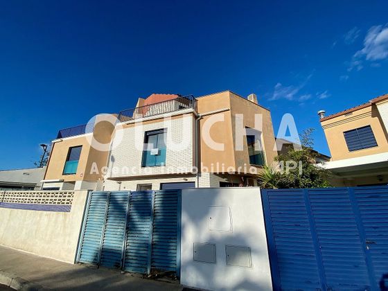 Foto 1 de Casa adosada en venta en Playa de Almazora-Ben Afeli de 3 habitaciones con terraza