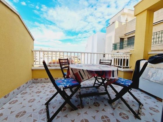 Foto 1 de Pis en venda a Torrelamata - La Mata de 3 habitacions amb terrassa