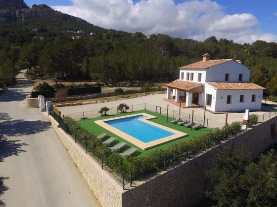 Foto 2 de Casa rural en venda a Benissa de 5 habitacions amb terrassa i piscina