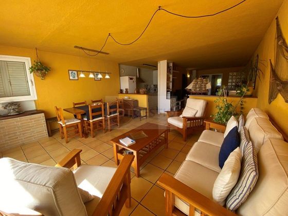 Foto 2 de Piso en alquiler en Els Pins - Politur de 2 habitaciones con terraza