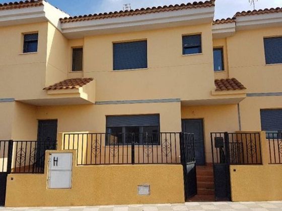 Foto 1 de Casa en venda a Casas de Juan Núñez de 3 habitacions amb terrassa i garatge