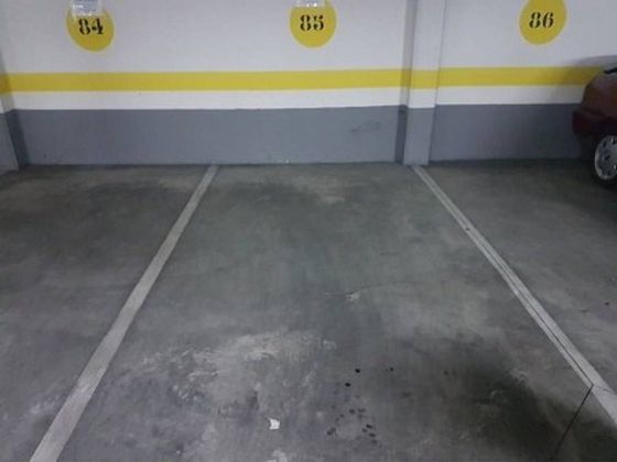 Foto 1 de Garatge en lloguer a Hospital - Parque sur de 13 m²