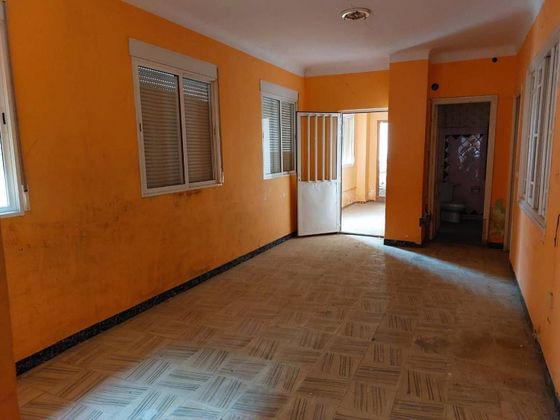 Foto 1 de Venta de casa en Villarrobledo de 4 habitaciones con garaje