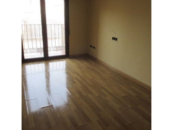 Foto 1 de Pis en venda a Villarrobledo de 3 habitacions amb terrassa i garatge