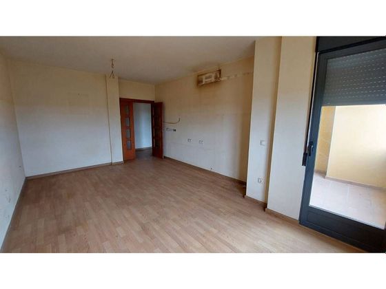 Foto 2 de Piso en venta en Valdeganga de 3 habitaciones con garaje y balcón