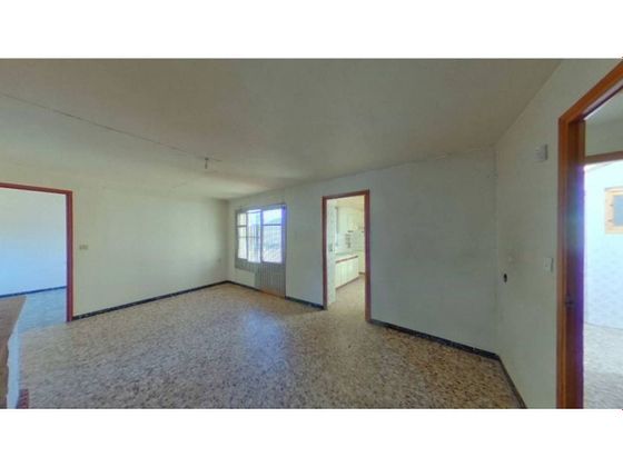 Foto 1 de Casa en venda a Caudete de 4 habitacions amb garatge