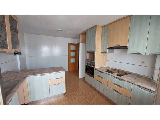 Foto 2 de Casa en venda a Valdeganga de 5 habitacions amb garatge i calefacció
