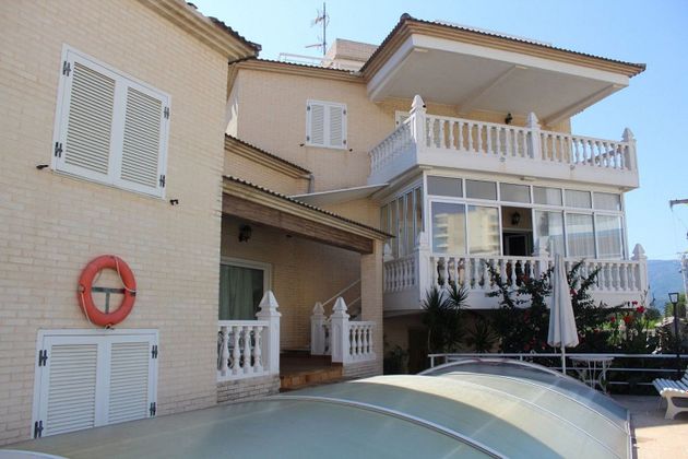 Foto 1 de Xalet en venda a Tavernes de la Valldigna de 5 habitacions amb terrassa i piscina