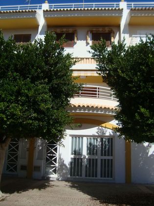 Foto 1 de Casa en venda a Tavernes de la Valldigna de 3 habitacions amb terrassa