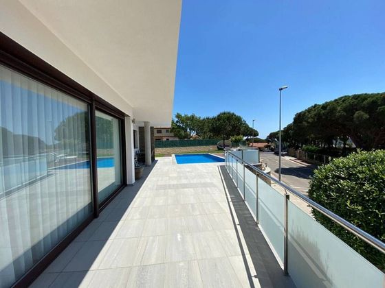 Foto 1 de Casa en venta en Sant Pol - Volta de l'Ametller de 4 habitaciones con terraza y piscina