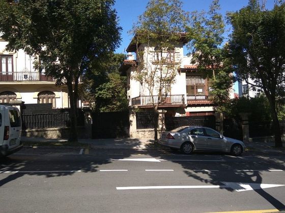 Foto 2 de Chalet en venta en El Sardinero de 6 habitaciones con terraza y garaje