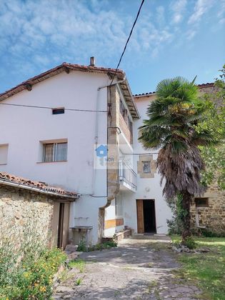 Foto 2 de Casa adossada en venda a Guriezo de 6 habitacions amb jardí i balcó
