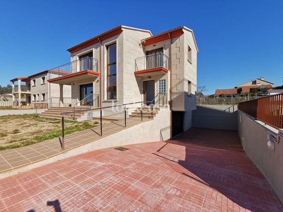 Foto 1 de Chalet en venta en Bordóns-Dorrón de 4 habitaciones con terraza y piscina