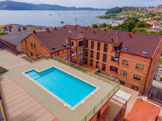 Foto 1 de Àtic en venda a Poio de 2 habitacions amb terrassa i piscina