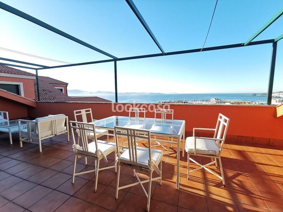 Foto 1 de Àtic en venda a Sanxenxo de 2 habitacions amb terrassa i piscina