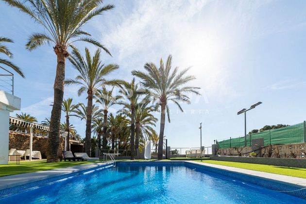 Foto 2 de Venta de chalet en Aguadulce Sur de 6 habitaciones con terraza y piscina