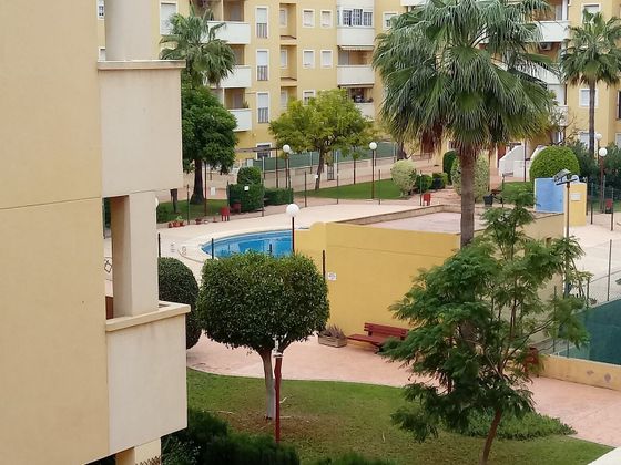 Foto 1 de Pis en venda a avenida Reino de España de 3 habitacions amb terrassa i piscina