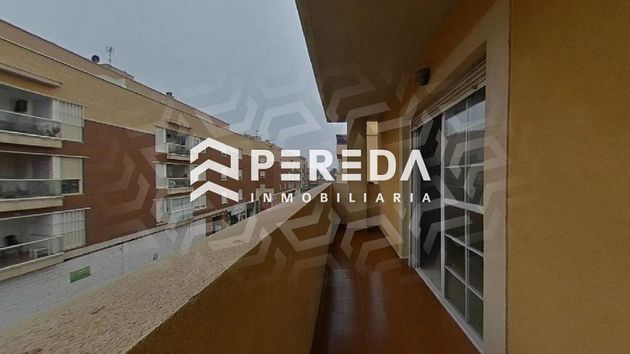 Foto 2 de Venta de piso en avenida Reino de España de 3 habitaciones con terraza y piscina