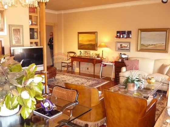 Foto 2 de Piso en venta en calle Julia de la Riva Avilés de 3 habitaciones con garaje y calefacción