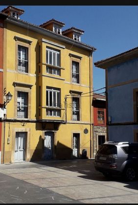 Foto 1 de Casa adosada en venta en avenida Principe de 14 habitaciones con terraza y jardín