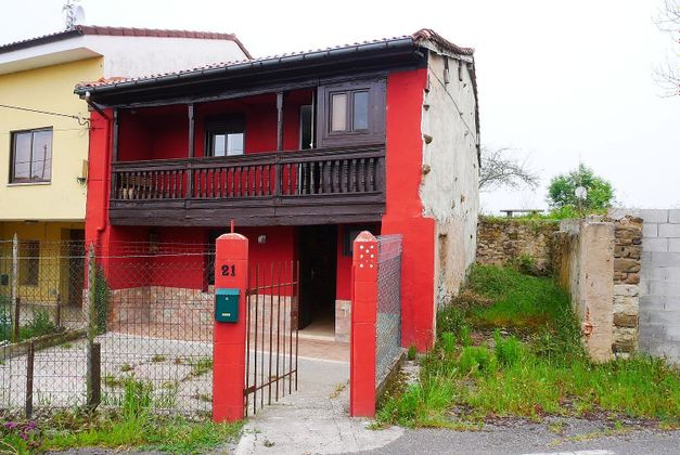 Foto 1 de Casa en venda a Carbayin-Lieres-Valdesoto de 4 habitacions amb terrassa i garatge