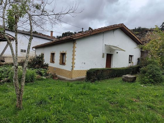 Foto 1 de Casa rural en venda a Villaviciosa - Amandi de 2 habitacions i 173 m²