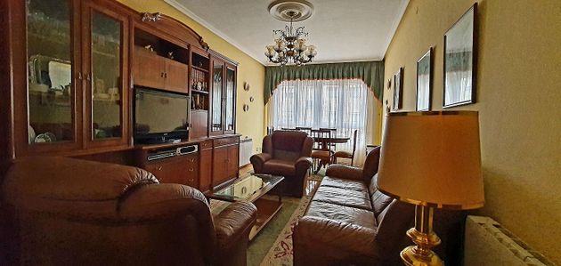 Foto 1 de Piso en venta en La Villa - Bazuelo de 2 habitaciones con terraza y calefacción