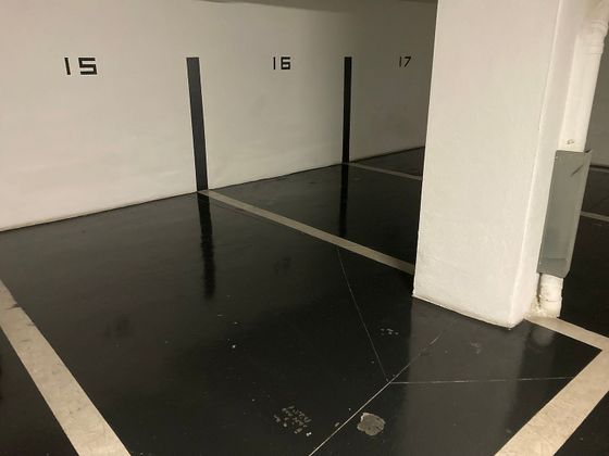 Foto 2 de Garaje en venta en Goya de 10 m²