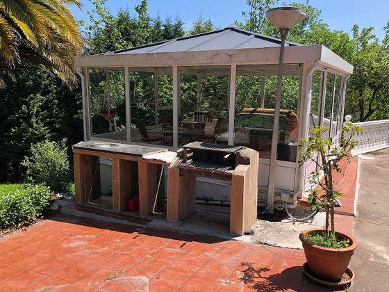 Foto 2 de Xalet en venda a calle Caserio la Carbayeda de 5 habitacions amb terrassa i jardí