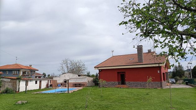 Foto 2 de Xalet en venda a Bernueces de 6 habitacions amb terrassa i piscina
