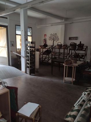Foto 2 de Venta de chalet en Cacabelos de 6 habitaciones y 480 m²