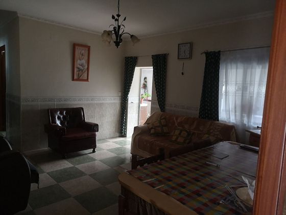 Foto 2 de Xalet en venda a Conquista de 4 habitacions amb garatge i jardí