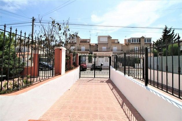 Foto 2 de Casa en venda a Urbanizaciones de 2 habitacions amb terrassa i piscina