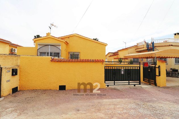 Foto 2 de Xalet en venda a San Fulgencio de 3 habitacions amb terrassa i garatge