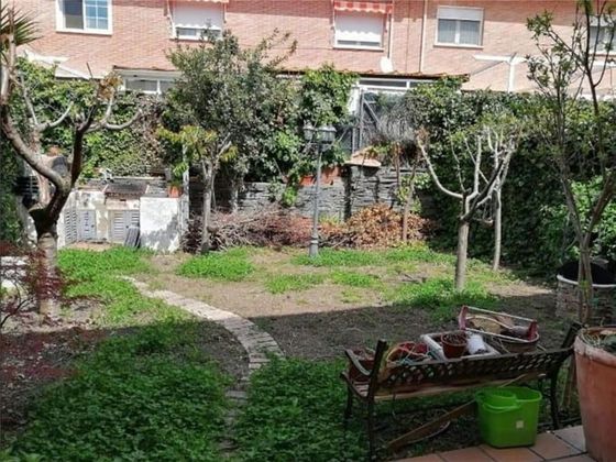 Foto 1 de Casa adossada en venda a Torrejón del Rey de 7 habitacions amb garatge i jardí