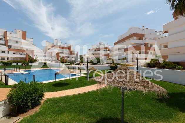 Foto 2 de Piso en venta en avenida Ciudad de Cadiz de 2 habitaciones con terraza y piscina