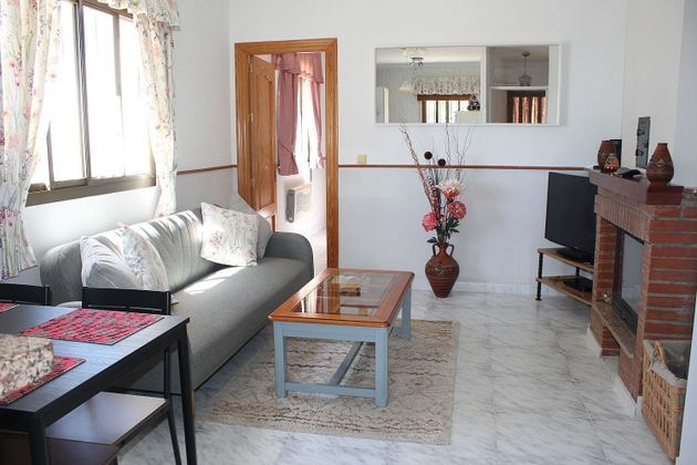 Foto 1 de Casa en venta en calle Almeria de 2 habitaciones con terraza