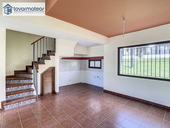 Foto 2 de Casa adossada en venda a Ronquillo (El) de 1 habitació amb terrassa i piscina