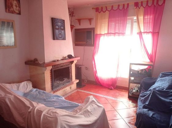 Foto 2 de Casa en venda a Valencina de la Concepción de 4 habitacions amb terrassa i aire acondicionat