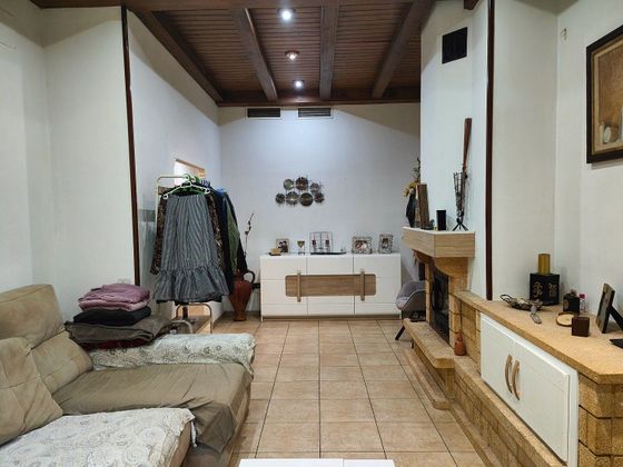 Foto 2 de Casa en venta en La Paz de 3 habitaciones con terraza y garaje