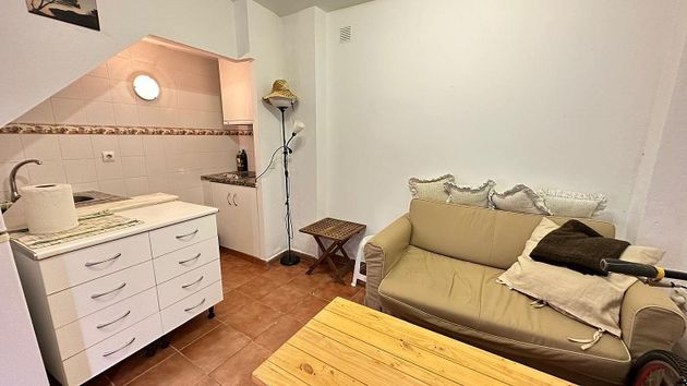Foto 2 de Casa en venta en Isla Cristina ciudad de 2 habitaciones con terraza